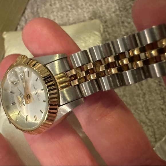 Invicta ladies specialty watch model 8954